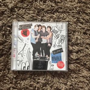 5SOS EP Signed by Ashton Irwin
