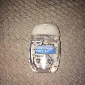 NEW PHONE WHO DIS POCKETBAC