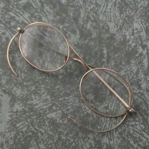 Antique10K yellow gold glasses