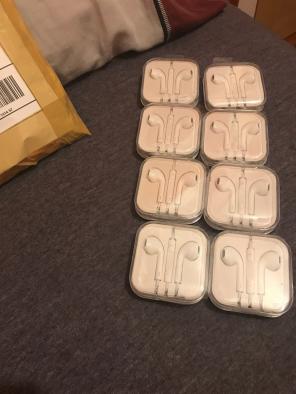 Earbuds 8 Pairs