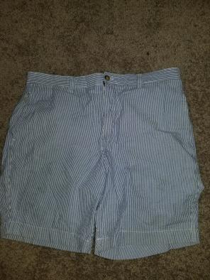 Seersucker striped shorts