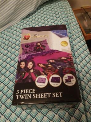 Descendants twin sheets