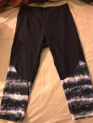Trendy Cropped Workout Pants
