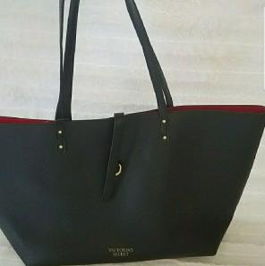 BRANDNEWWITHTAGS. Victoria Secret Carry