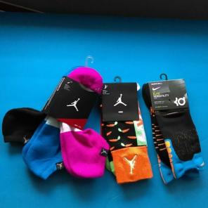 BRAND NEW. AIR JORDAN & KD SOCKS BUNDLE