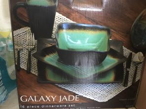 16 Piece Baum Galaxy Jade Dish Set