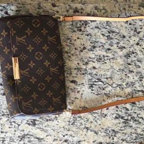 Crossbody bag