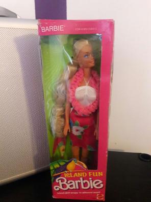 Island Fun Barbie