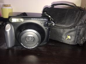 Fujifilm Instax Wide 300 Polaroid w Case