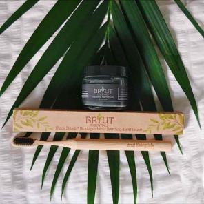 CHARCOAL+BAMBOO TEETH WHITENING BUNDLE!!
