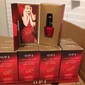 Gwen Stefani polish kit X2