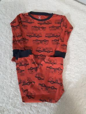 BOYS SZ 3T Carter's pajama set
