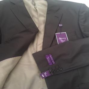 2PCS Suit From Vinci Of Italy.