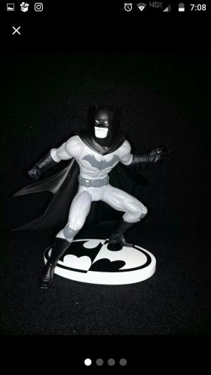 Batman Black & White Combo 2 Statues