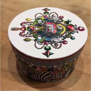 NIB Christian Lacroix Bijoux Paperweight
