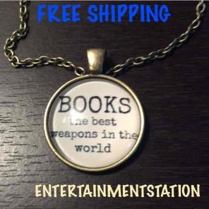 Books Pendant