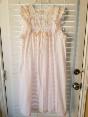 Vintage Barbizone Nightgown Size M