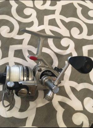 Vintage Daiwa Spinning Reel