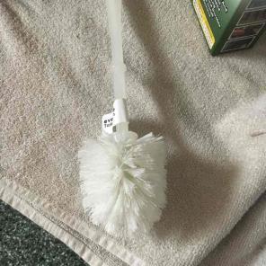 New bowl brush. $1
