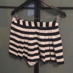 Stripe skort