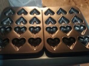 Heart shaped baking pans