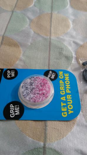 Popsocket with extra holder