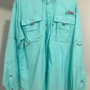 Columbia PFG button up