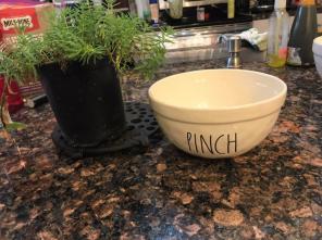 Rae Dunn Pinch Bowl
