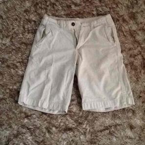 Size28 American eagle shorts