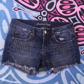 AEO Studded Jean Shorts Size 6