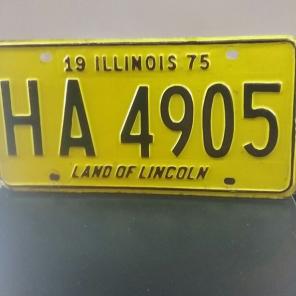 1975 Illinois yellow plate
