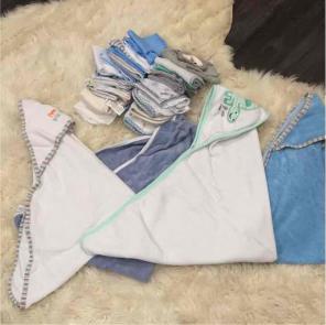 HOLD Bundle baby washcloths and towels