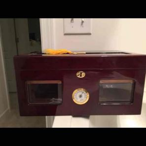 Versailles Humidor - Reduced price!