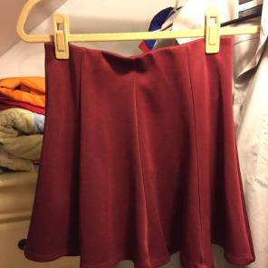 Forever 21 Burgundy Pleated Skirt