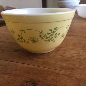 Pyrex Shenandoah 401 Bowl