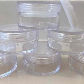 10 gram makeup jars! Perfect for travel