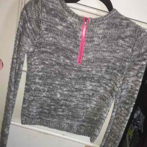 Long sleeve sweater