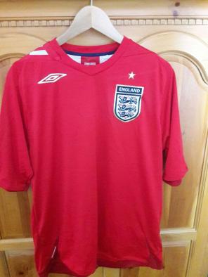 Brand new Umbro England Jersey Soccer