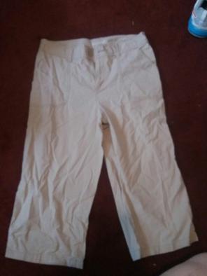 Ladies cargo shorts size 6