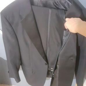 Hot tuxedo!!!