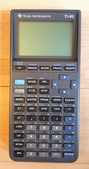 Texas Instruments Ti-82 Sciencetific cal