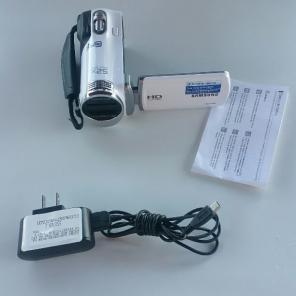 Samsung HMX-F90 White Camcorder HD