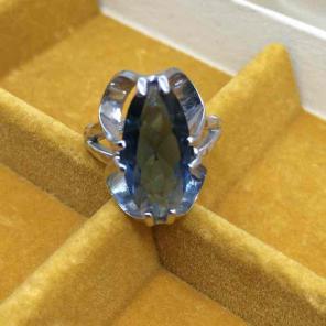 Vintage ring size 7