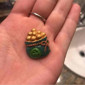 St Patrick's day pin