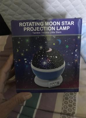 Rotating Moon Star Projector Lamp