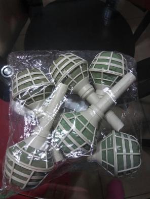 6 wedding bouquet holders