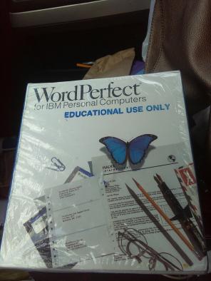 WordPerfect vintage software 5.0 floppys