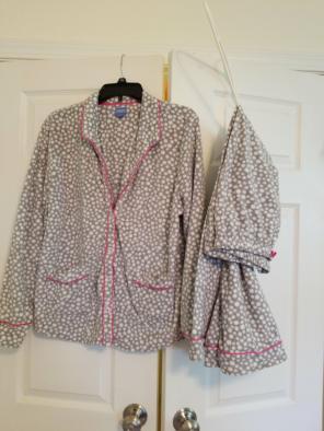 Simply Vera flannel sleep set