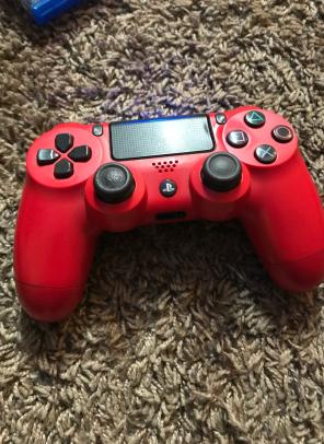 Playstation 4 controllers