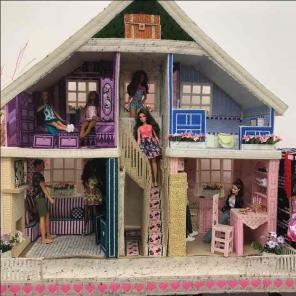 Doll house